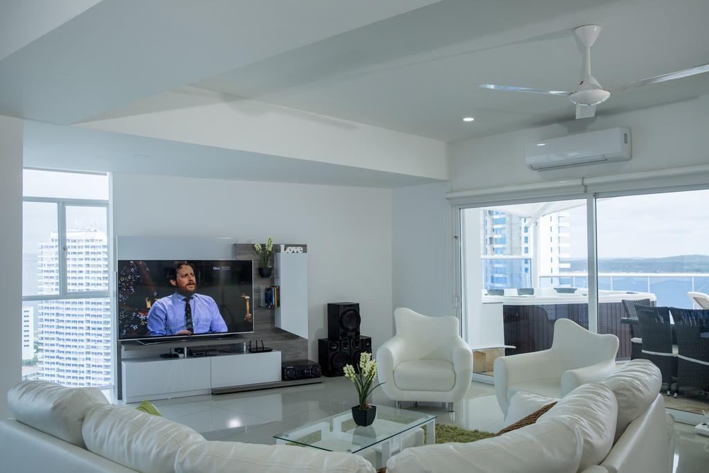 Ocean View Spacious Penthouses With Big Terraces And Over 318 Square Meters Cartagena ภายนอก รูปภาพ